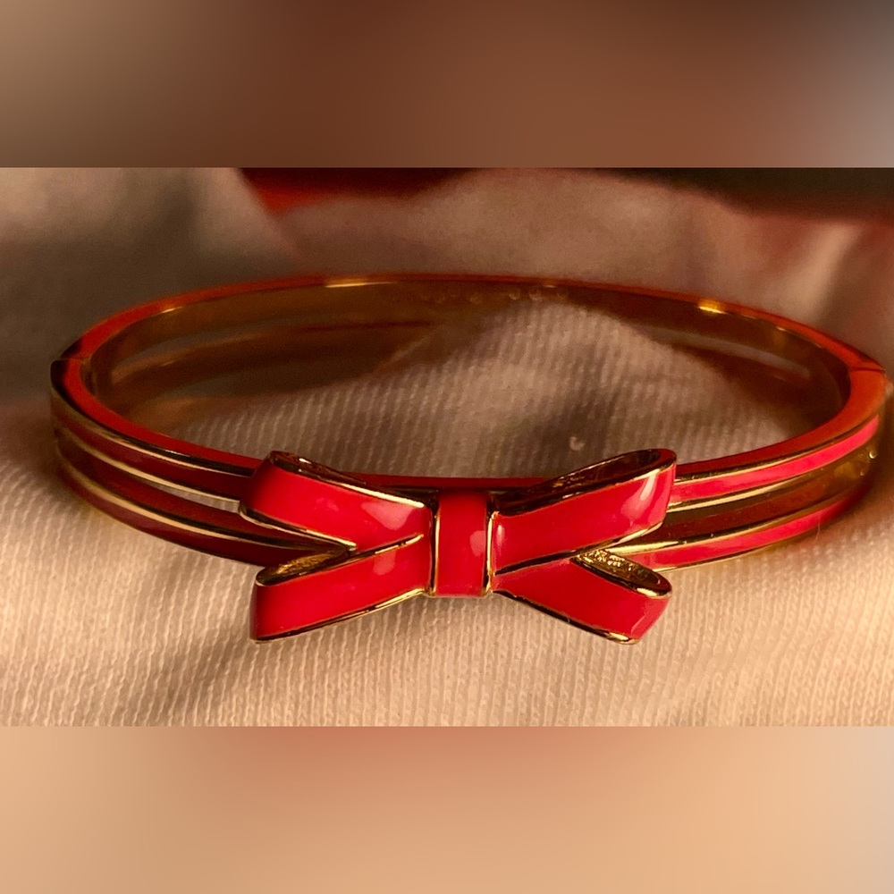 KATE SPADE ♠️ PINK ENAMEL AND GOLD BRACELET